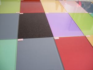 Bagsidemalet glasbordplade