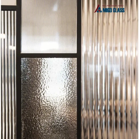 shower-door-glass
